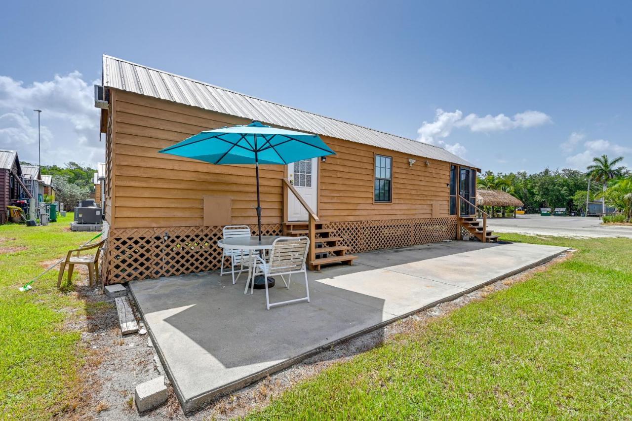 Everglades Rental Trailer Cabin With Boat Slip! 外观 照片